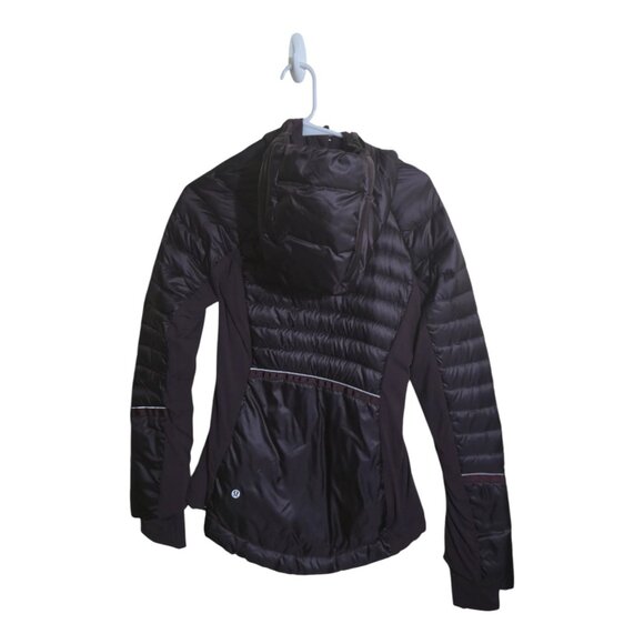 Lululemon Jacket Women 4 Down For A Run II Black Cherry Gorpcore BCHR 62859 - Picture 2 of 6